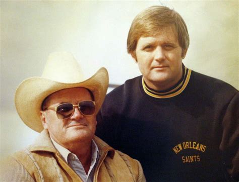 bum phillips son.